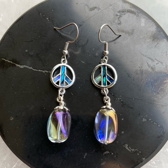 Opal peace earrings . Peace sign & rainbow aura crystal dangly boho earrings - Picture 6 of 10